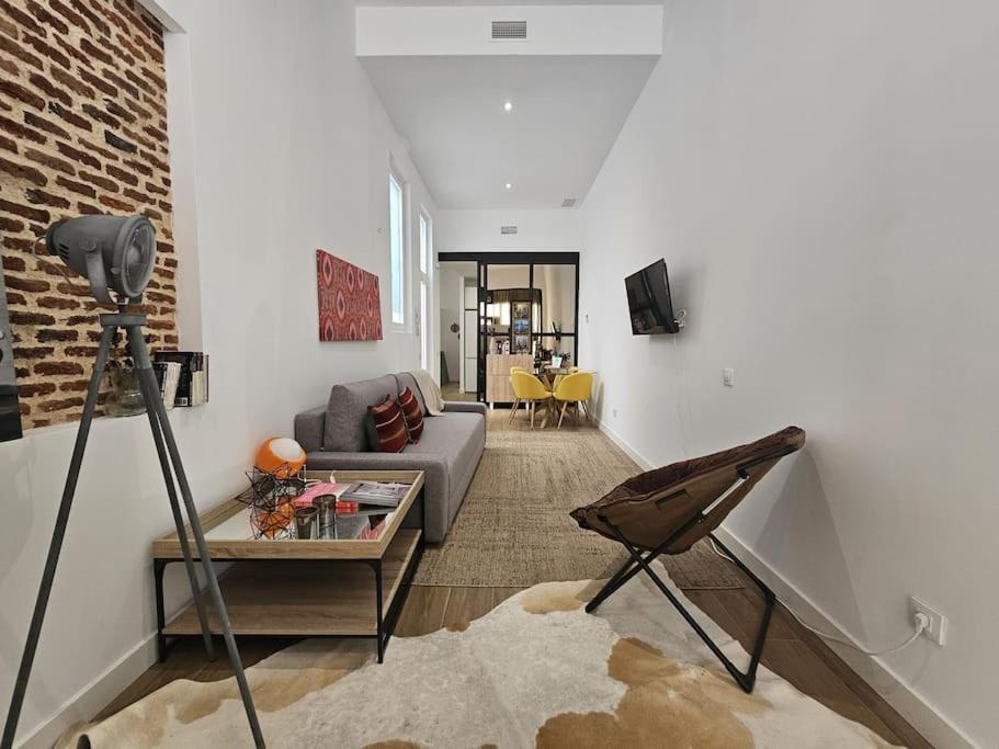The Gabriels Con Terraza Apartment มาดริด ภายนอก รูปภาพ